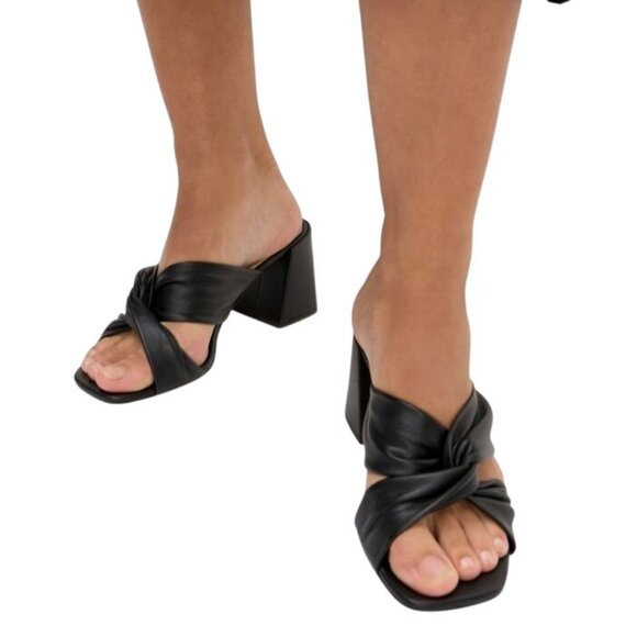 Everlane Leather The Day Twist Heel in‎ Black Size 6 Slip-on Sandals - Picture 2 of 11